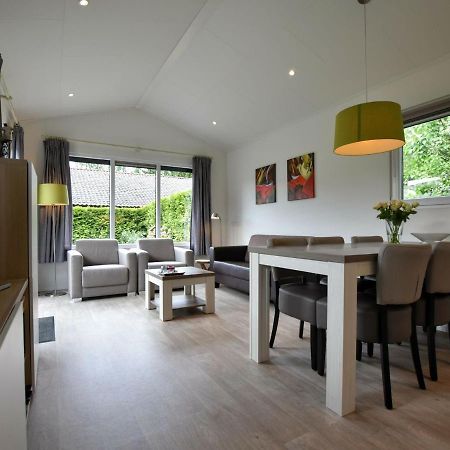 Spacious Chalet In Wolfheze With Garden Eksteriør billede