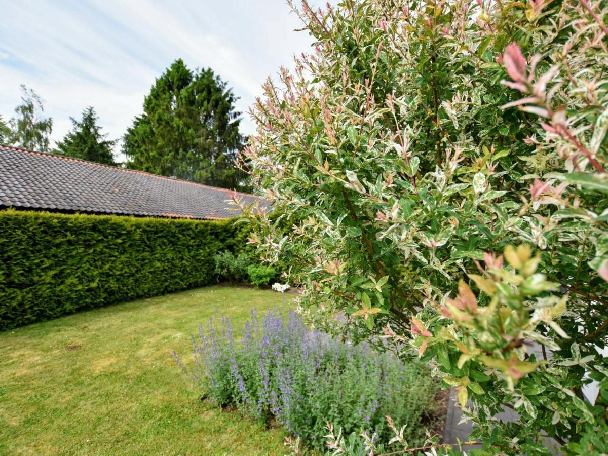 Spacious Chalet In Wolfheze With Garden Eksteriør billede